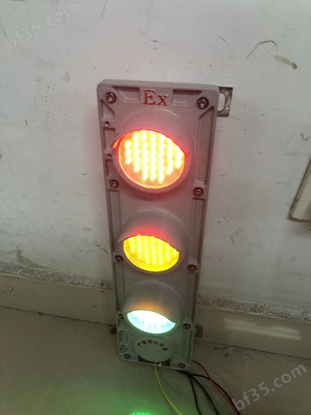 LED防爆滑触线指示灯